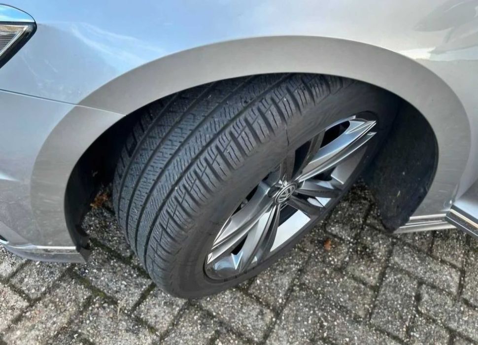 Автомобил VW Passat B8