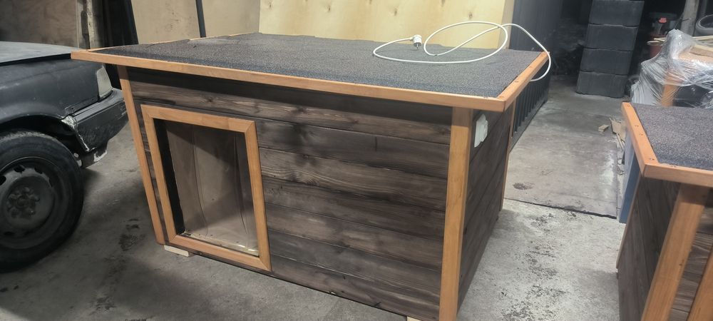 Будки для собак и кошек