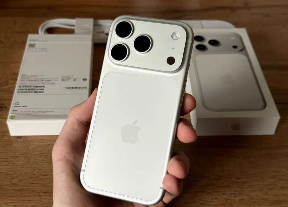 iPhone XR 17 Pro.256gb