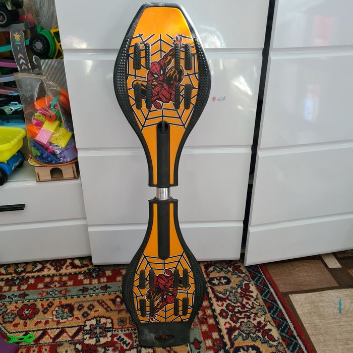 Скейт - змейка. 2 штуки.