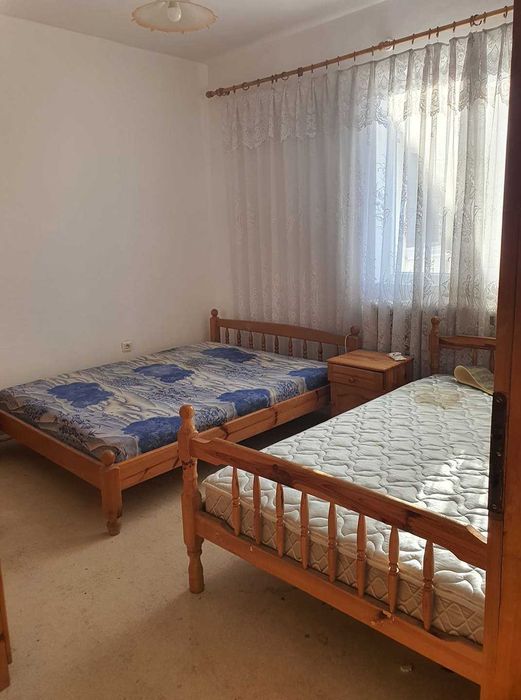 Дава се под наем Тристаен апартамент в Пловдив, Тракия - 92 кв.м за 400 € - Снимка #1