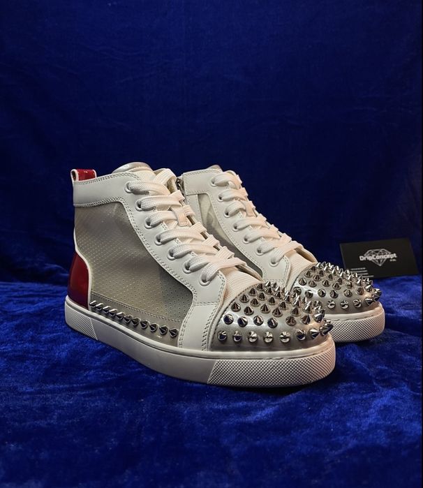 Christian Louboutin Autentic 37