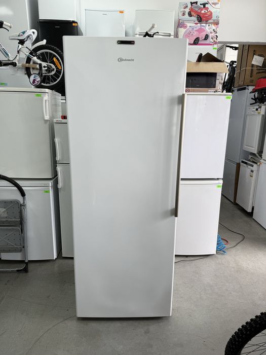 Голям Фризер Bauknecht NoFrost A++ 70см