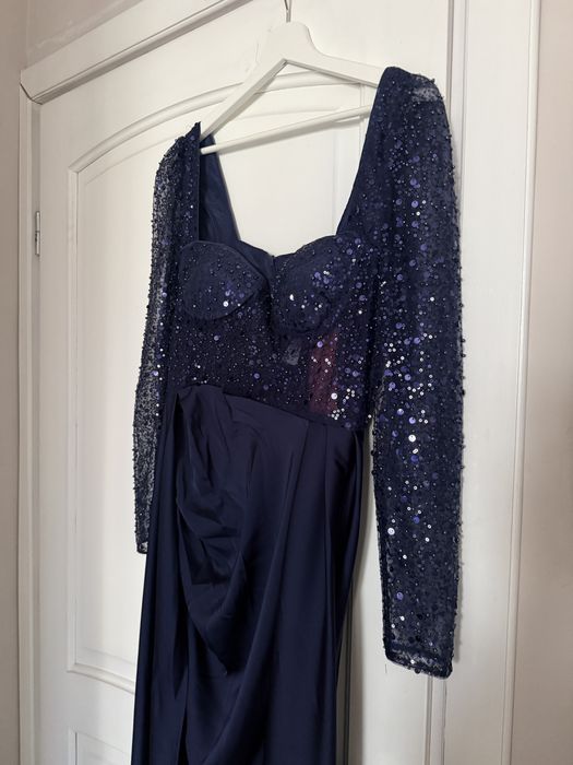 НОВА Официална дълга рокля