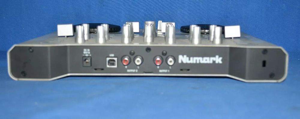 Numark Omni DJ Professional Controler