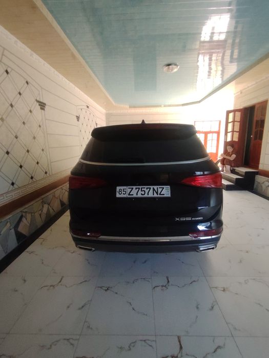 Jetour x95 sotiladi kraskasi toza.