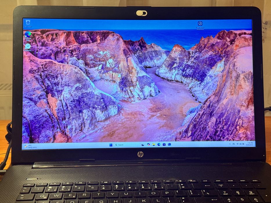 Laptop Business HP 17” AMD Ryzen 5  512GB SSD DVD