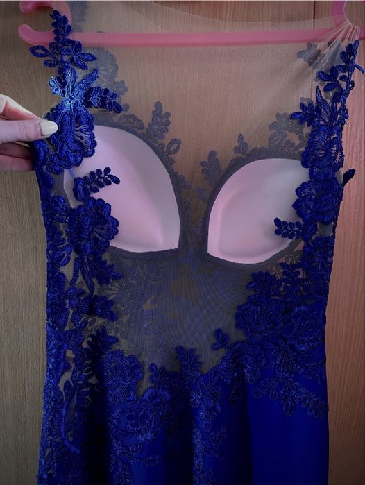 Бална рокля.