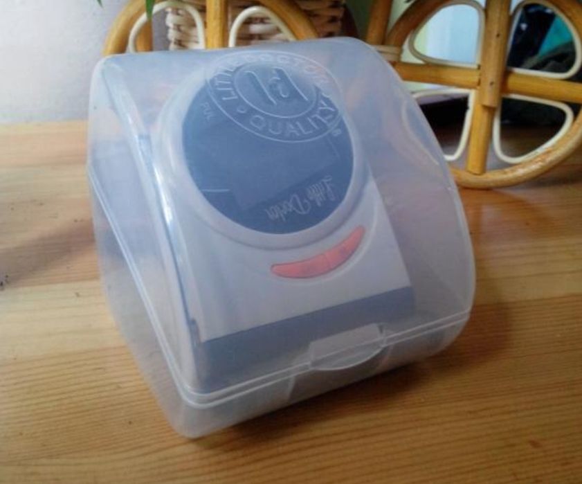 Автоматический тонометр на запястье