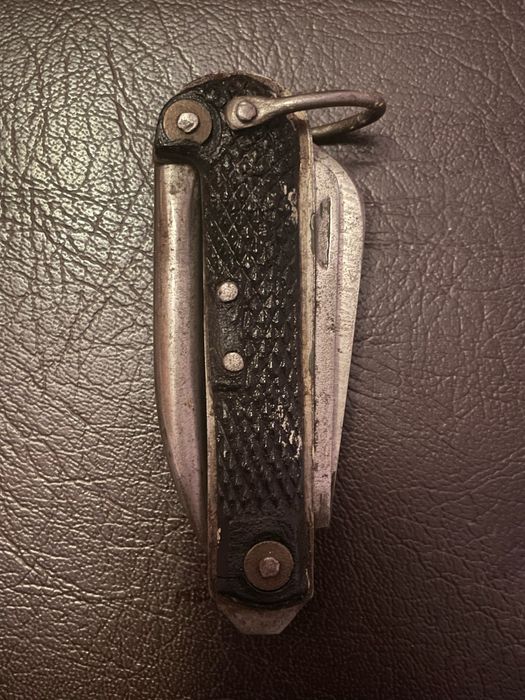 Briceag militar clasic