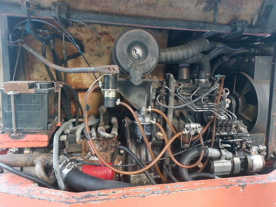 Ekskavator sotiladi 14000