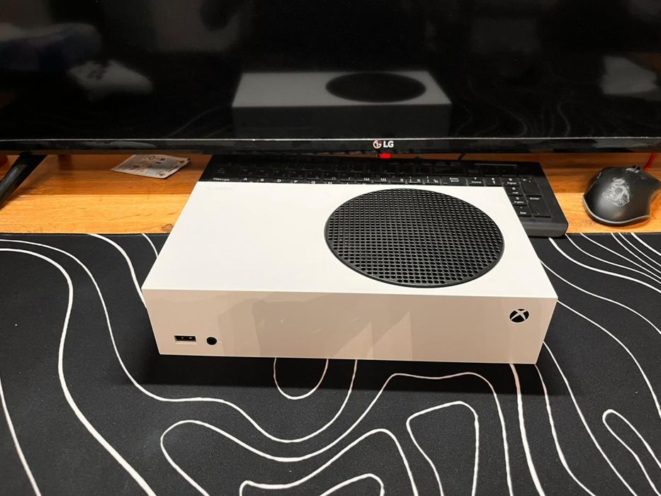 Продам икс бокс series s