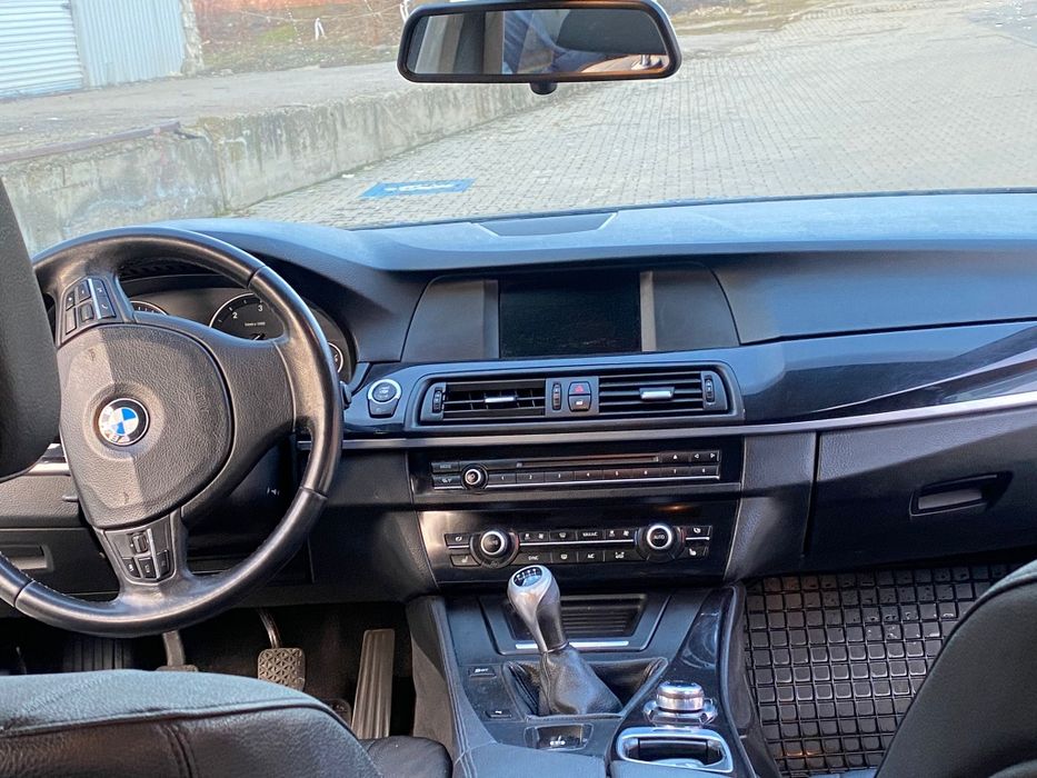 Vând bmw seria 5 f11