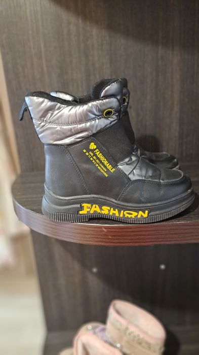 Сапожки для девочек.