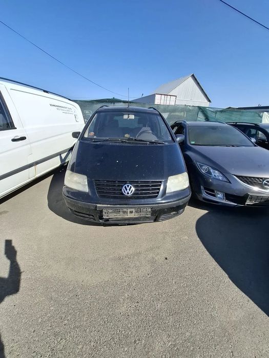 Dezmembrez Volkswagen Sharan