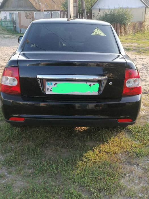 Продам машину приору