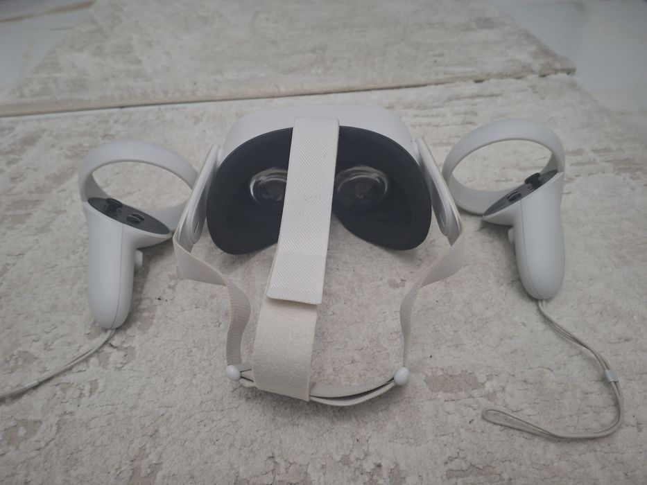 Meta Quest 2 in stare buna