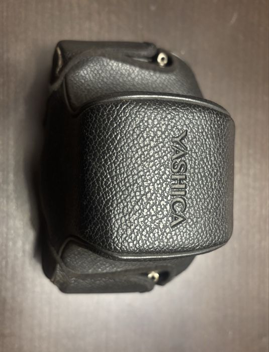 Aparat foto Yashica FR2