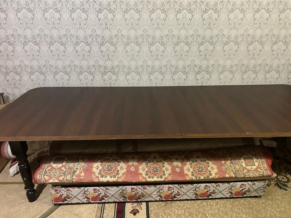 Продам стол стол