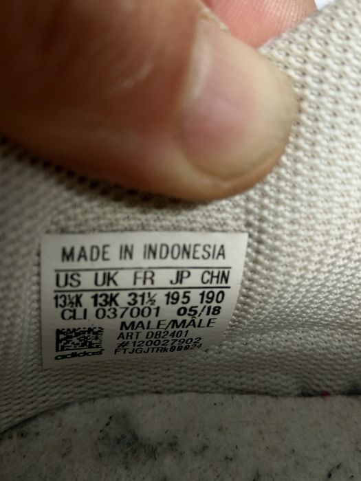 Adidas Messi marimea 31 1/2