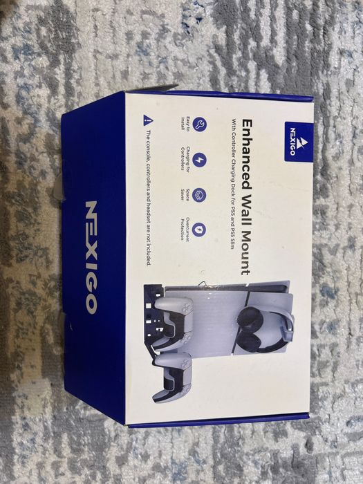 Настенное крепление для Playstation 5 с зарядкой джойстиков | NexiGo