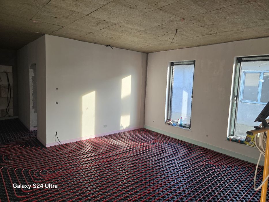 Vând Case in comuna Curtisoara jud.Olt