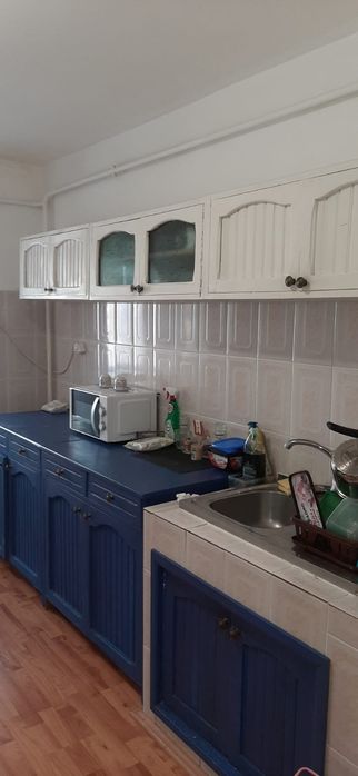 Inchiriez apartament 2 camere decomandat