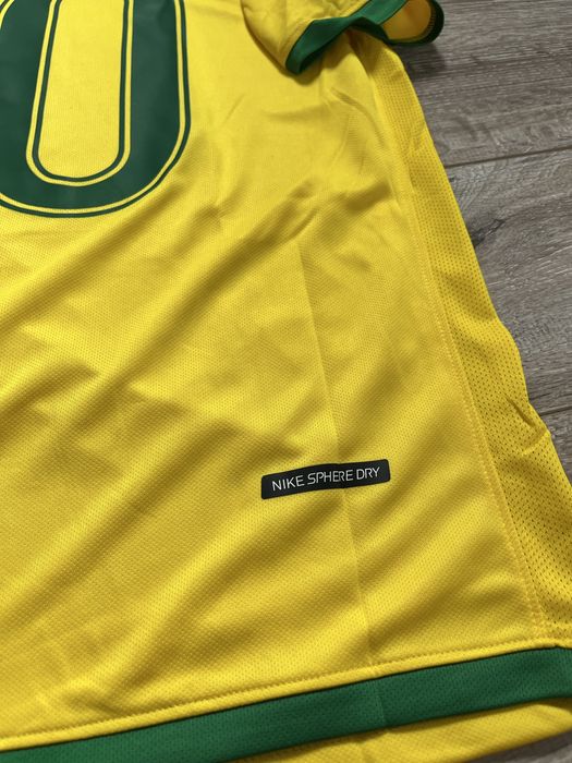 Tricou de fotbal nike Brazilia Brasil Cu Ronaldinho 10 2006 marime M