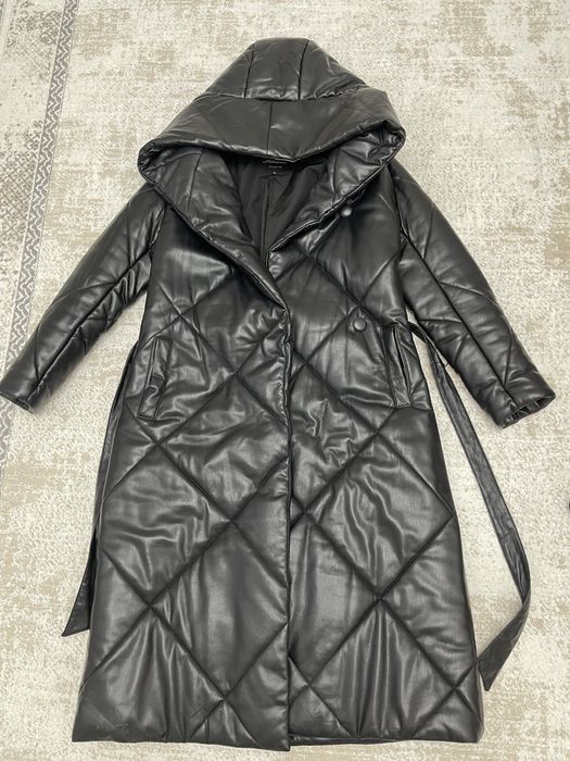 Продам куртку женскую