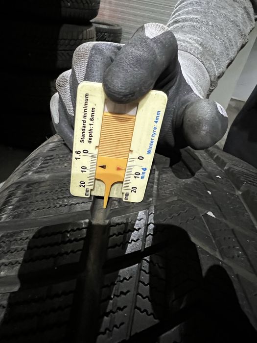 Jante Range Rover Sport + Anvelope iarnă – 20” – Cu senzori presiune