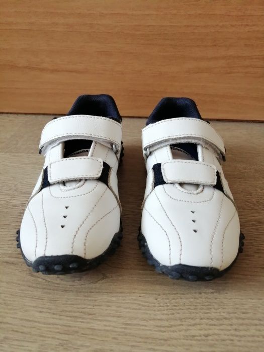 Маратонки за момче в отлично състояние, марка Lonsdale, 27 номер