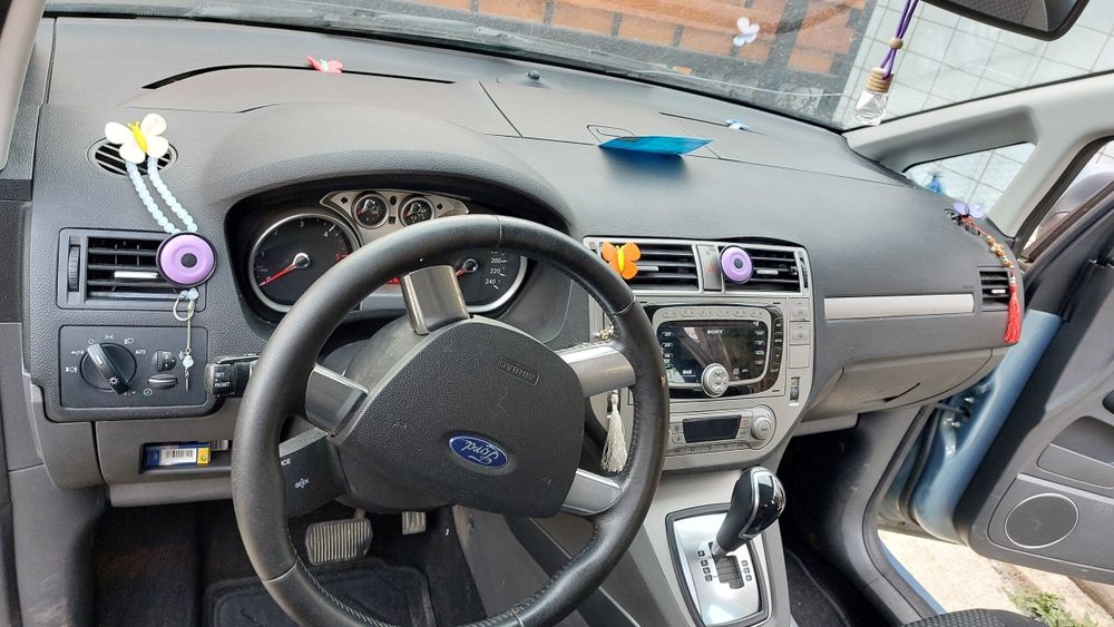 Ford c-max  2010