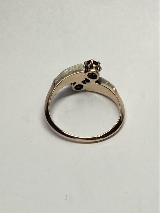 Inel antic aur 18kt.cu rubin si diamante