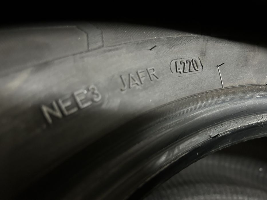 Гуми 215/65/17 Goodyear Зимни 4 броя