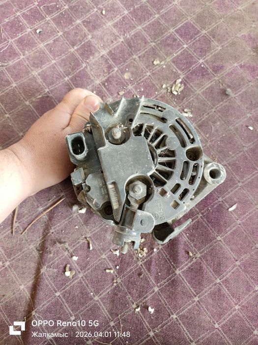 Генератор Хонда Аккорд 2000 год