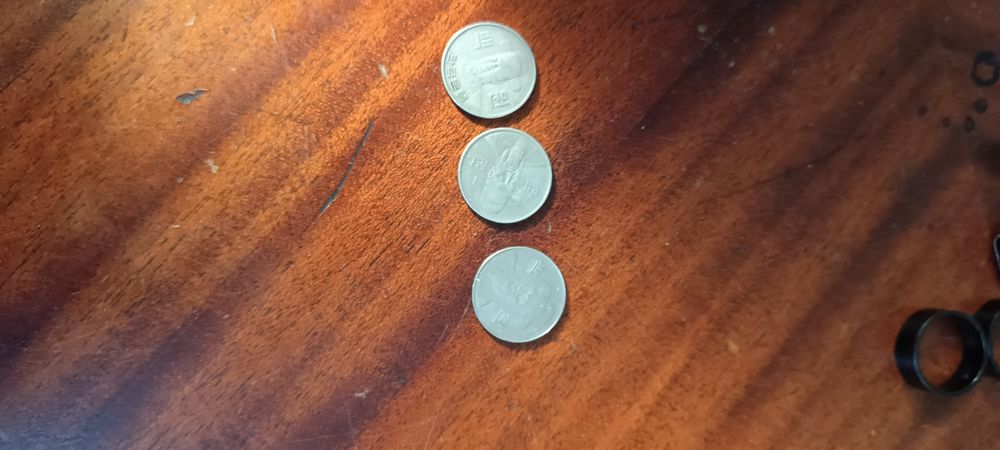 Деньги коллекционер