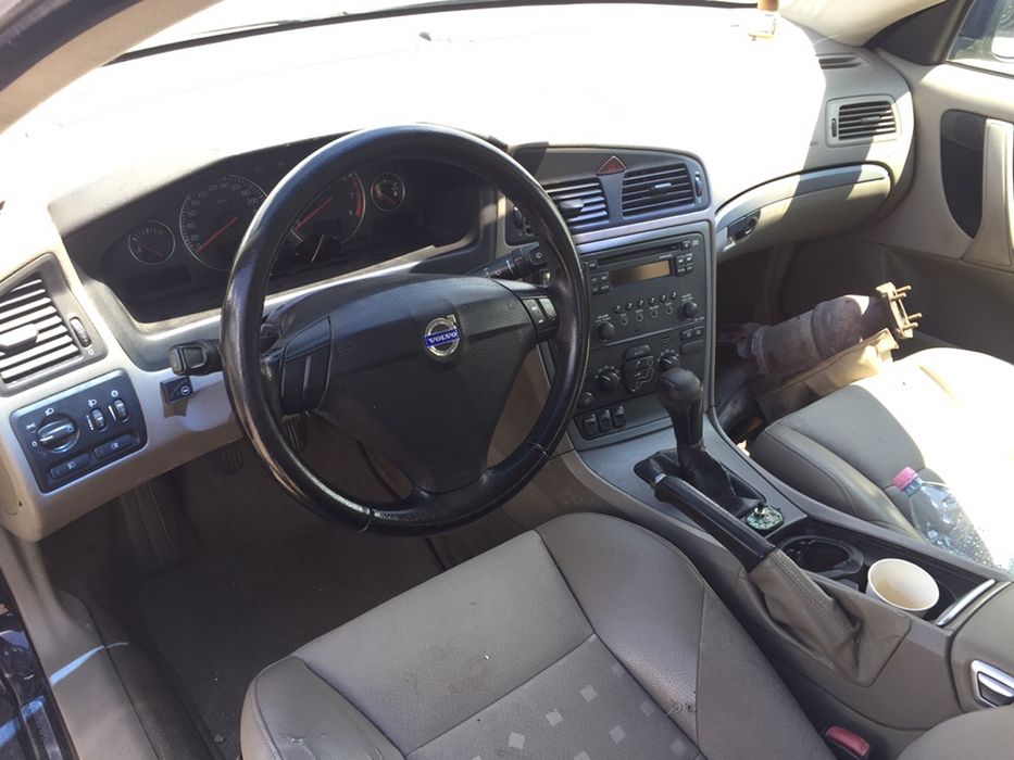 Volvo S60/2.4i/2.4 D5/2003г,На части