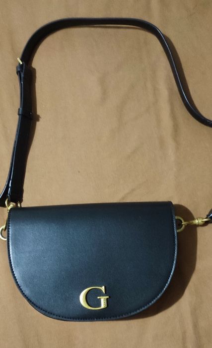 Оригинална чанта Guess