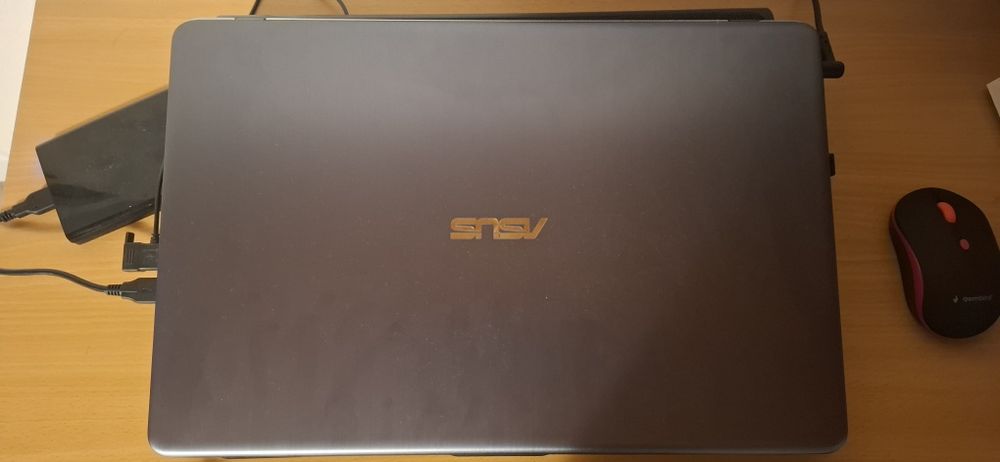 Laptop Asus Vivobook