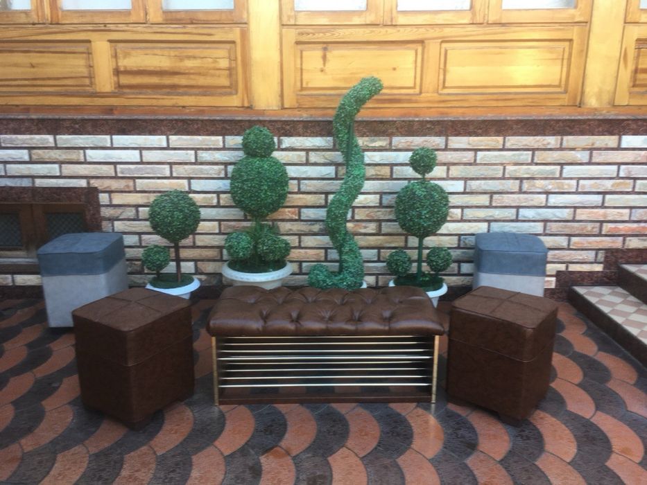 Прихожкага пуфик ва оёқ кийим қўядиган