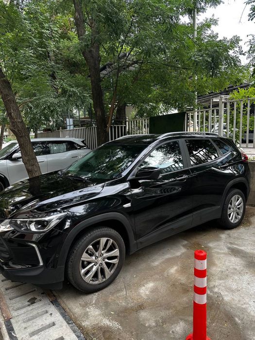 Автомобиль Chevrolet Tracker