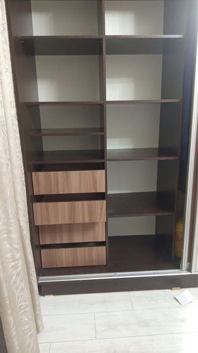 Шифонер продам срочно