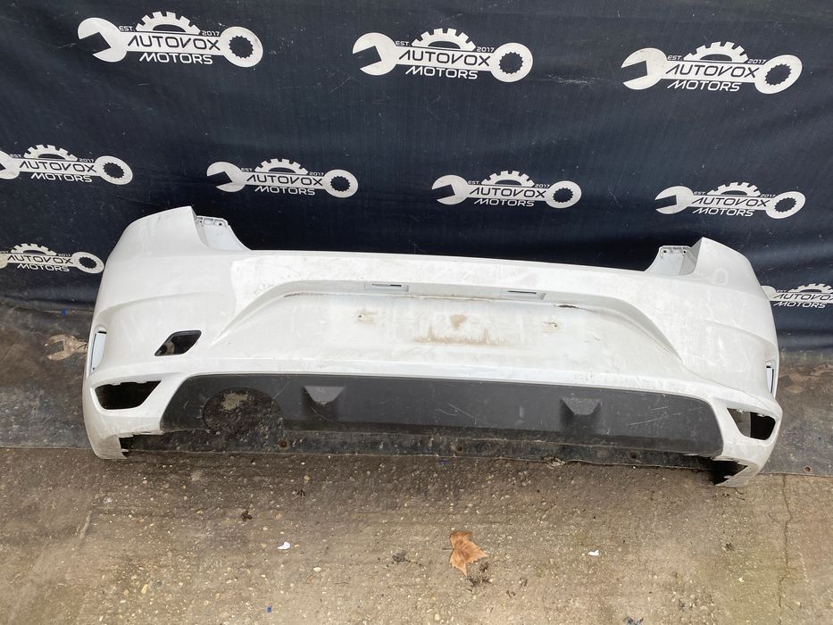 Bara spate Renault Megane 4 sedan facelift