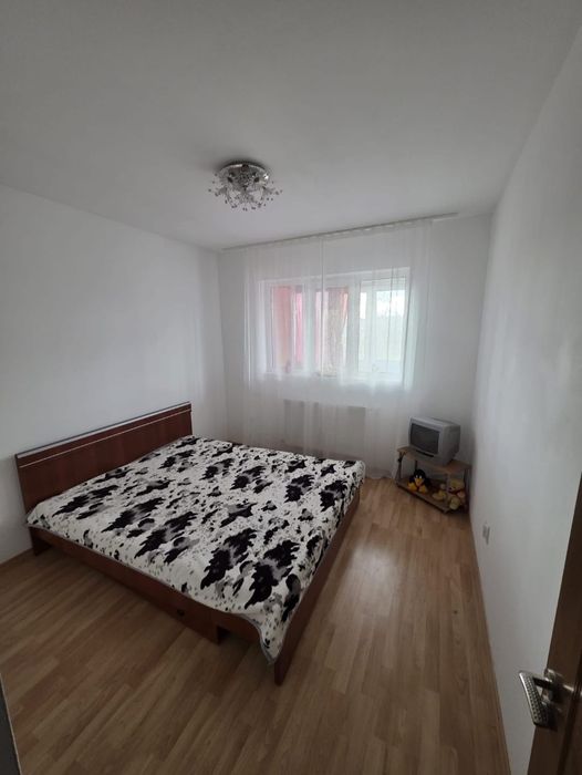 Apartament de închiriat
