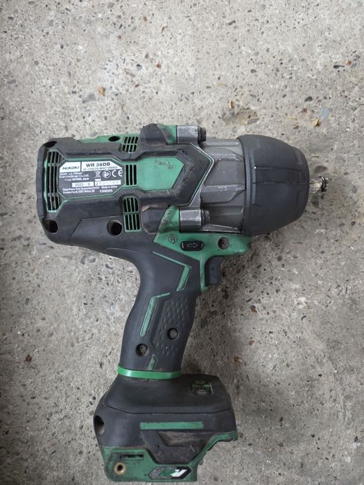Scule hikoki baterii
