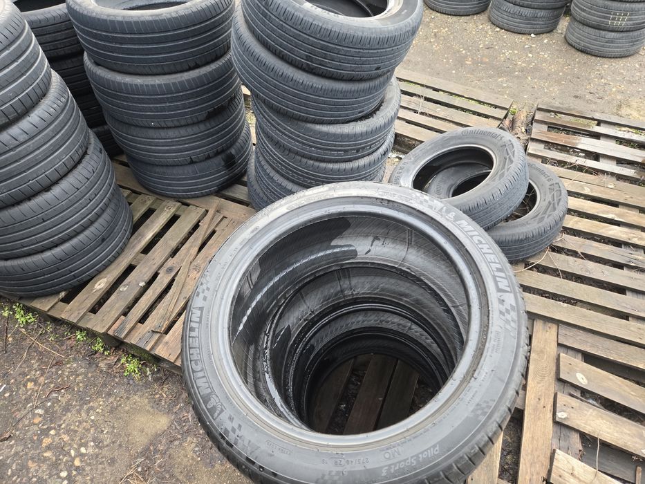 275 40 19 и 245 45 19 Michelin летни.