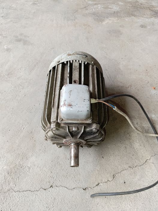 Электродвигател 4 кв 3000 об