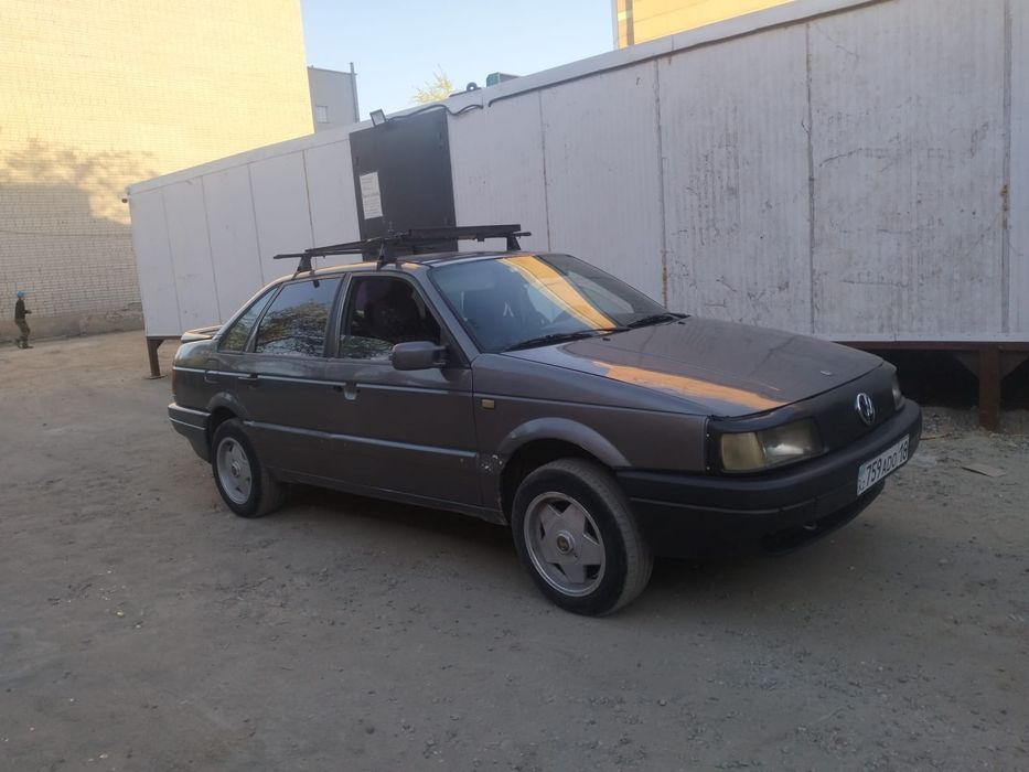 Passat b3 1990год