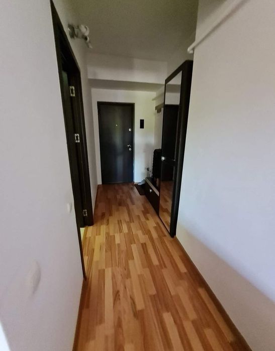 Vand apartament 3 camere