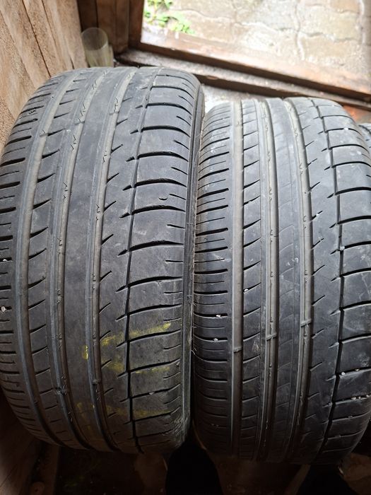 Продам шины 235/45/18 Китай